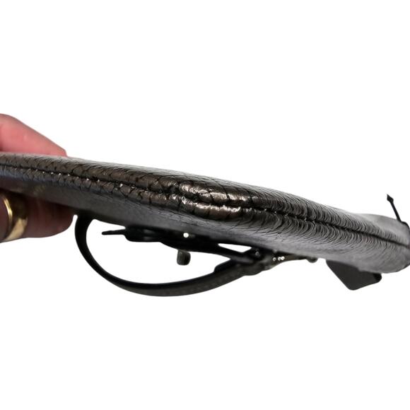 Coach Turnlock Bow Corner Zip Wristlet Gunmetal Silver Patent Leather - Picture 8 of 11